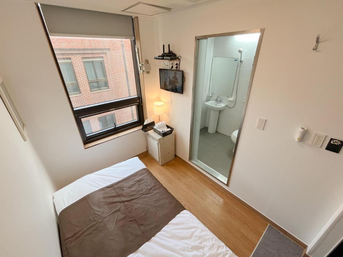 K9 Myeongdong Hotel Seoul Exteriör bild
